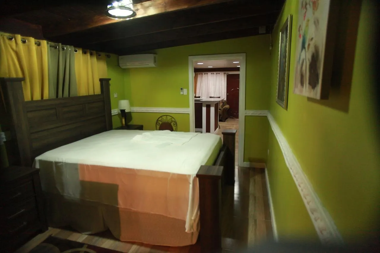 Swimaz Gateway Apartment Harbour View Homestay