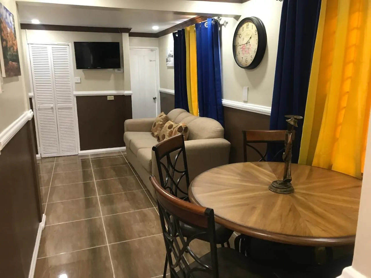 Swimaz Gateway Apartment Harbour View 0*,  Jamaica